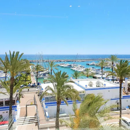 Fantastic B In Front Of The Sea & Marina Estepona