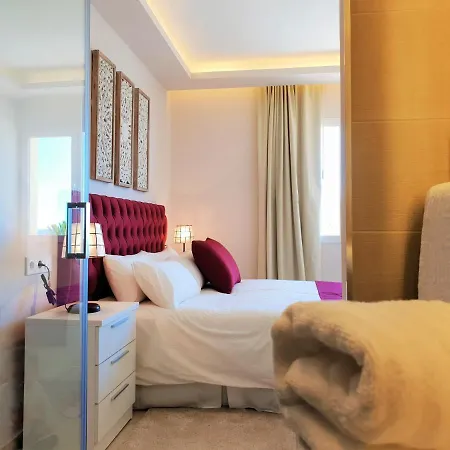 Apartment Fantastic B In Front Of The Sea & Marina Estepona